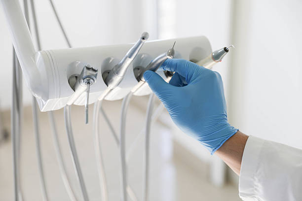 Professional Emergency Dentist technician working in Portland, IN